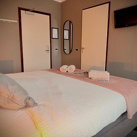Hotel Restaurant 'T Ronde Loegh Winschoten Eksteriør billede