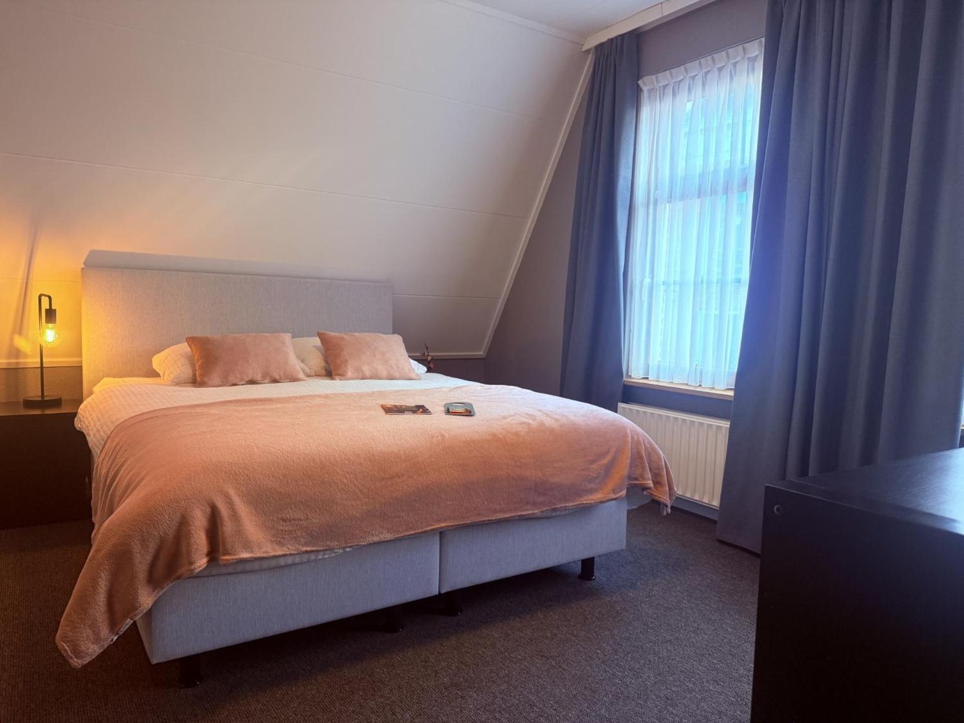 Hotel Restaurant 'T Ronde Loegh Winschoten Eksteriør billede